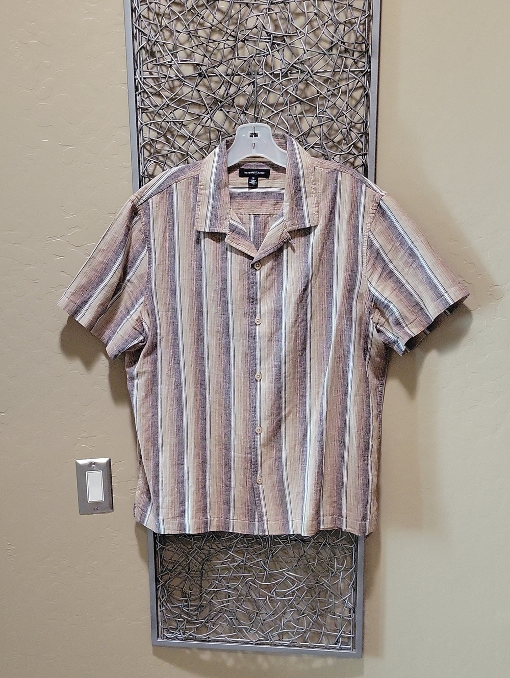 Treasure & Bond Men’s Short Sleeve Striped Camp Shirt In Beige And Brown